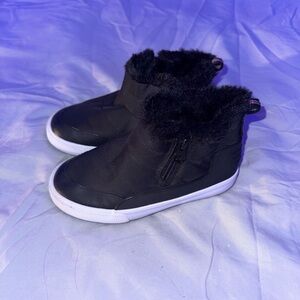 Cat & Jack, toddler girls black mini boots, size 10